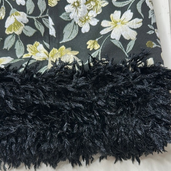 NWT Miss Selfridge Mini Dress With Faux-Fur Trim in Floral Jacquard Size 6 - Picture 9 of 16